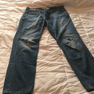 Banana Republic Boyfriend Jean